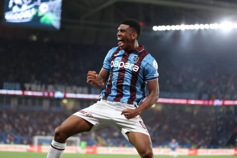 Trabzon’da Bir Yıldız Doğuyor: Felipe Augusto Kariyer Zirvesinde!