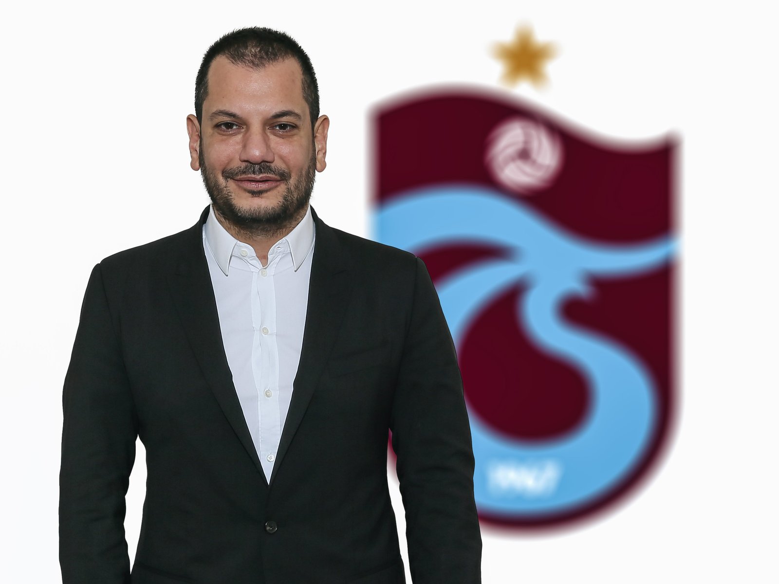 "Hedefimiz bir sezonluk parlayış değil, her yıl zirveye ambargo koyan bir Trabzonspor!"