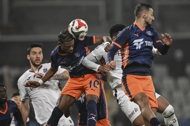 Fırtına İstanbul’da Esti, Çeyrek Final Biletini Kaptı: