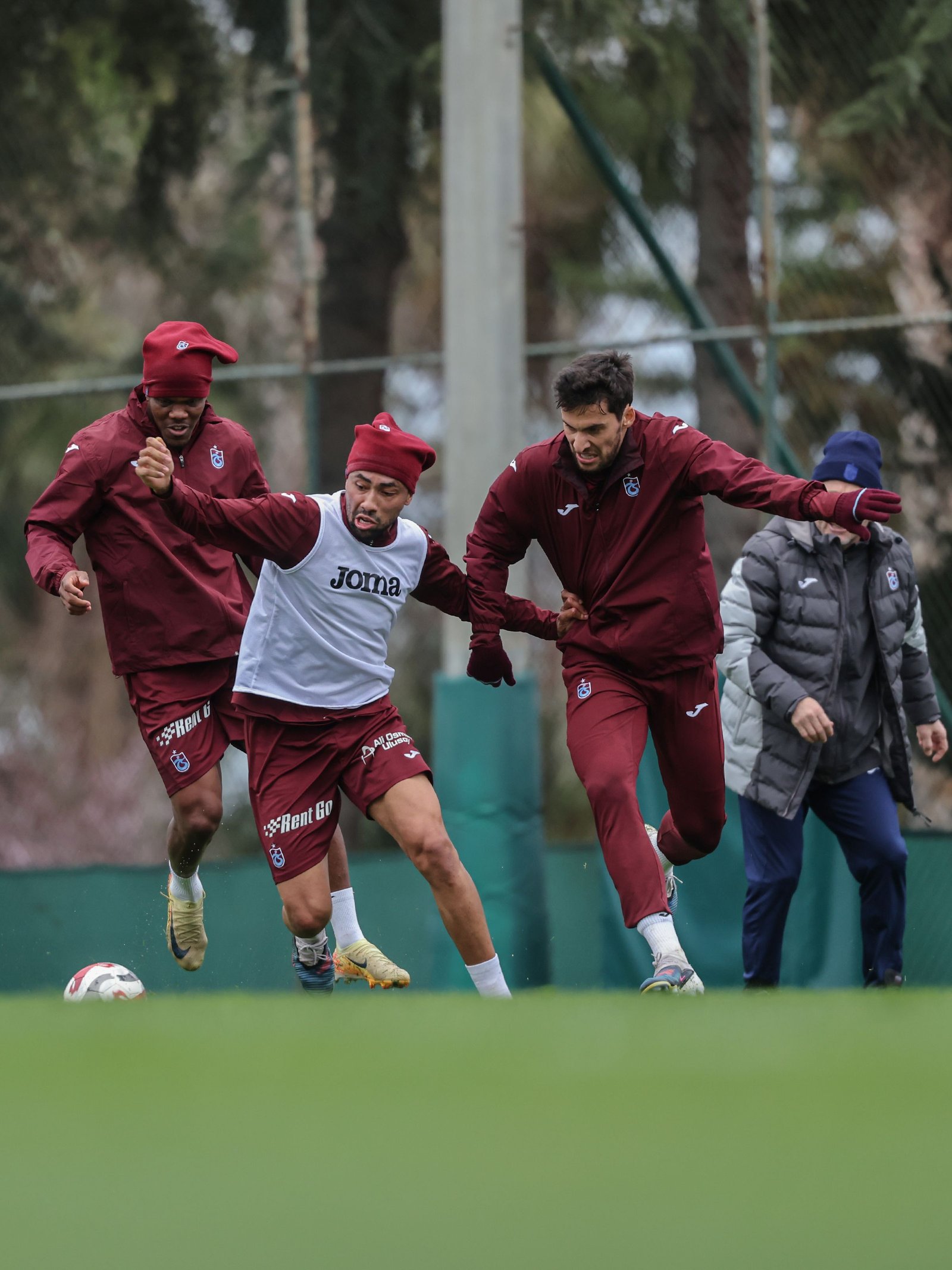 Trabzonspor'da Galatasaray Mesaisi Sürüyor: