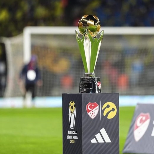 Süper Kupa’da Devler Sahnesi: 2026'nın "Dörtlü Final" Kadrosu Resmen Belli Oldu!