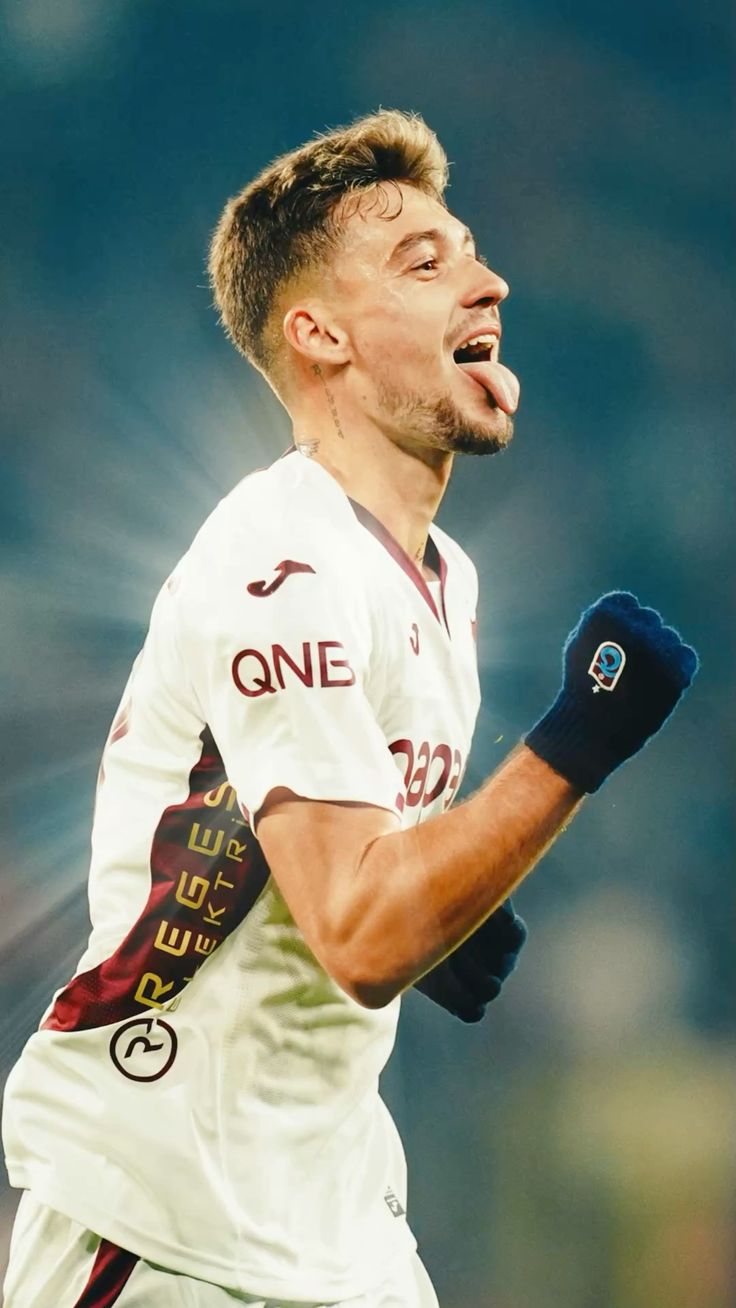 Ernest Muçi’den Tarihe Geçen O Muhteşem Füze! Antalya'da Finaldeyiz.